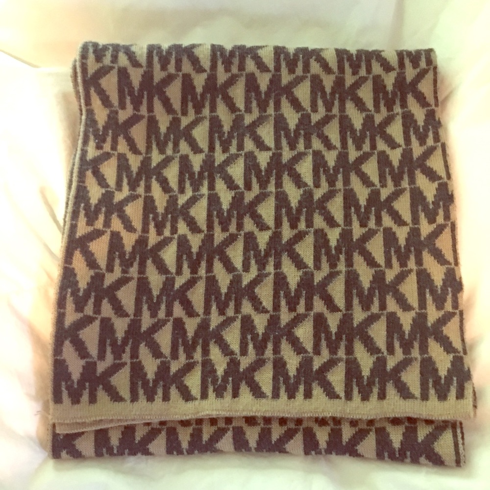 Michael Kors Scarf